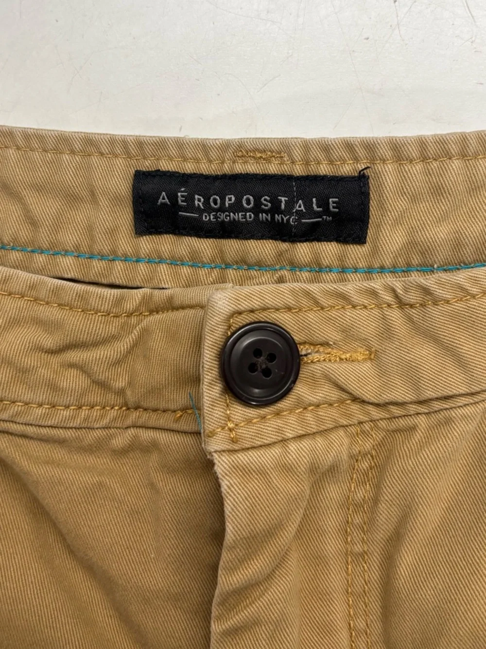 Aeropostale Size 33 Tan Cargo Baggy Shorts Relaxed Y2K Style Retro Skate